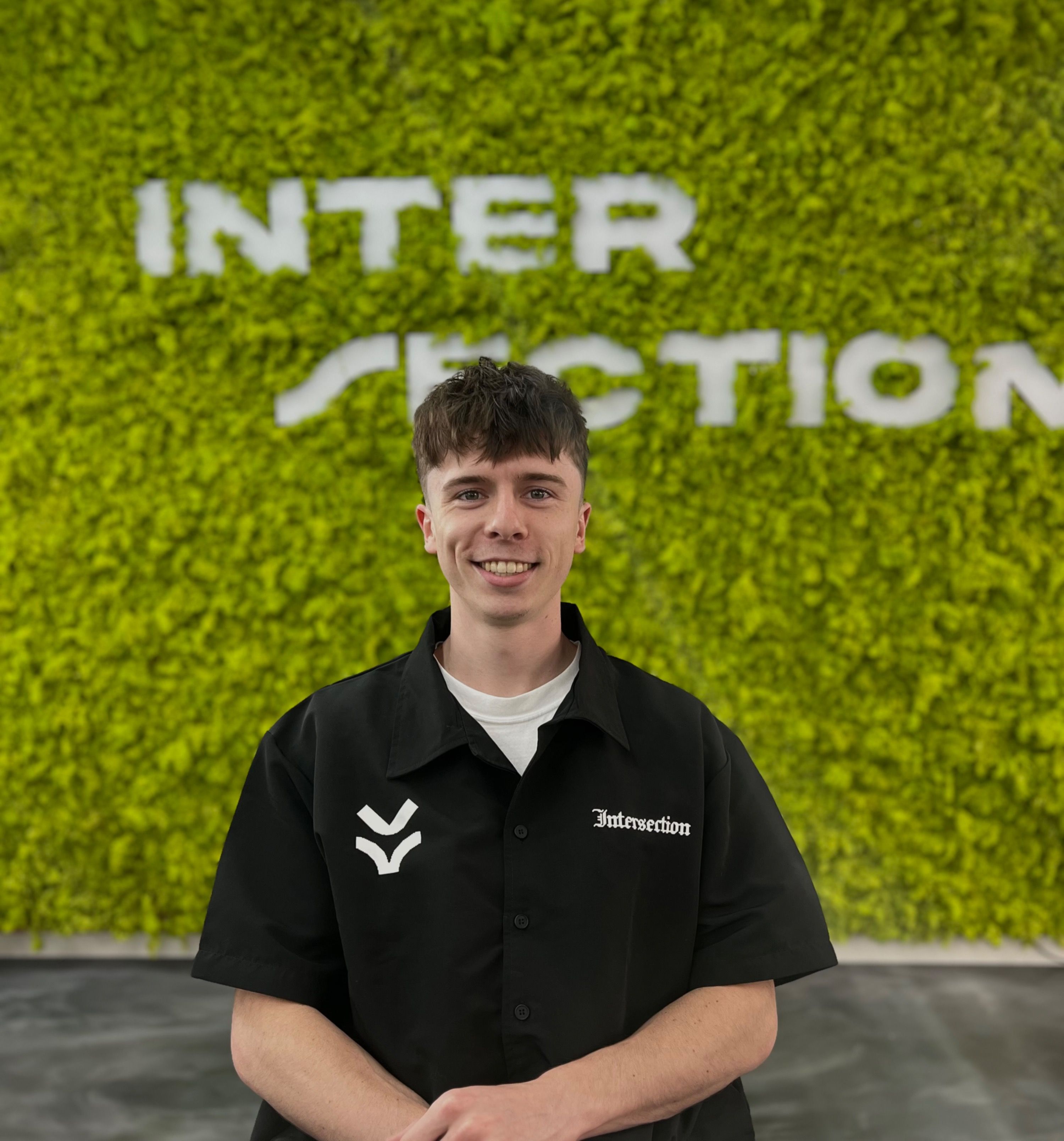 Portrait — Mikael, apprenti barbier
